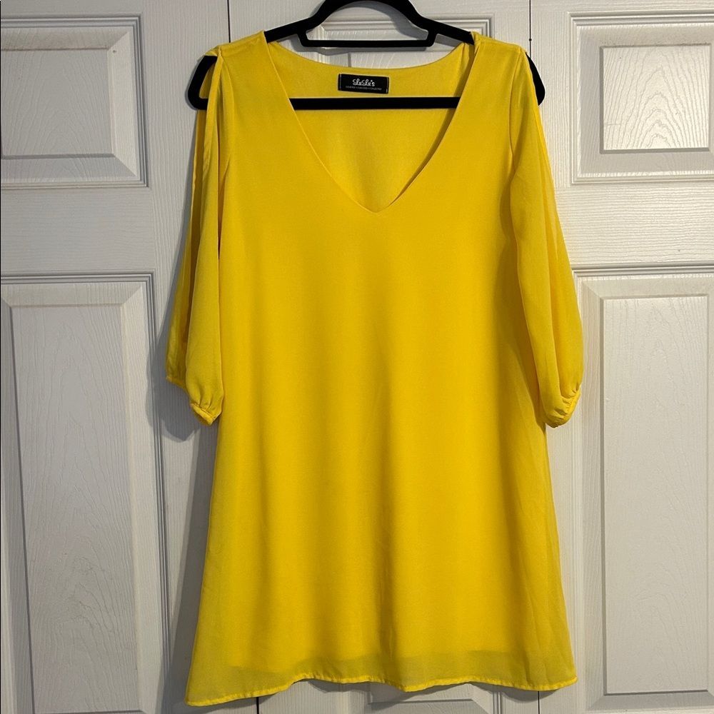LULU'S Size X-Small Sunny Yellow Mini Dress 3/4 Sleeves Cold Shoulder V-Neck